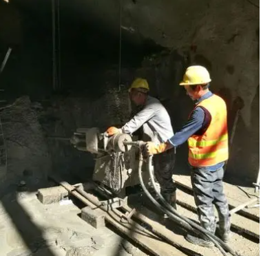 建湖水下抗分散灌浆料特点 水下不分散注浆料介绍